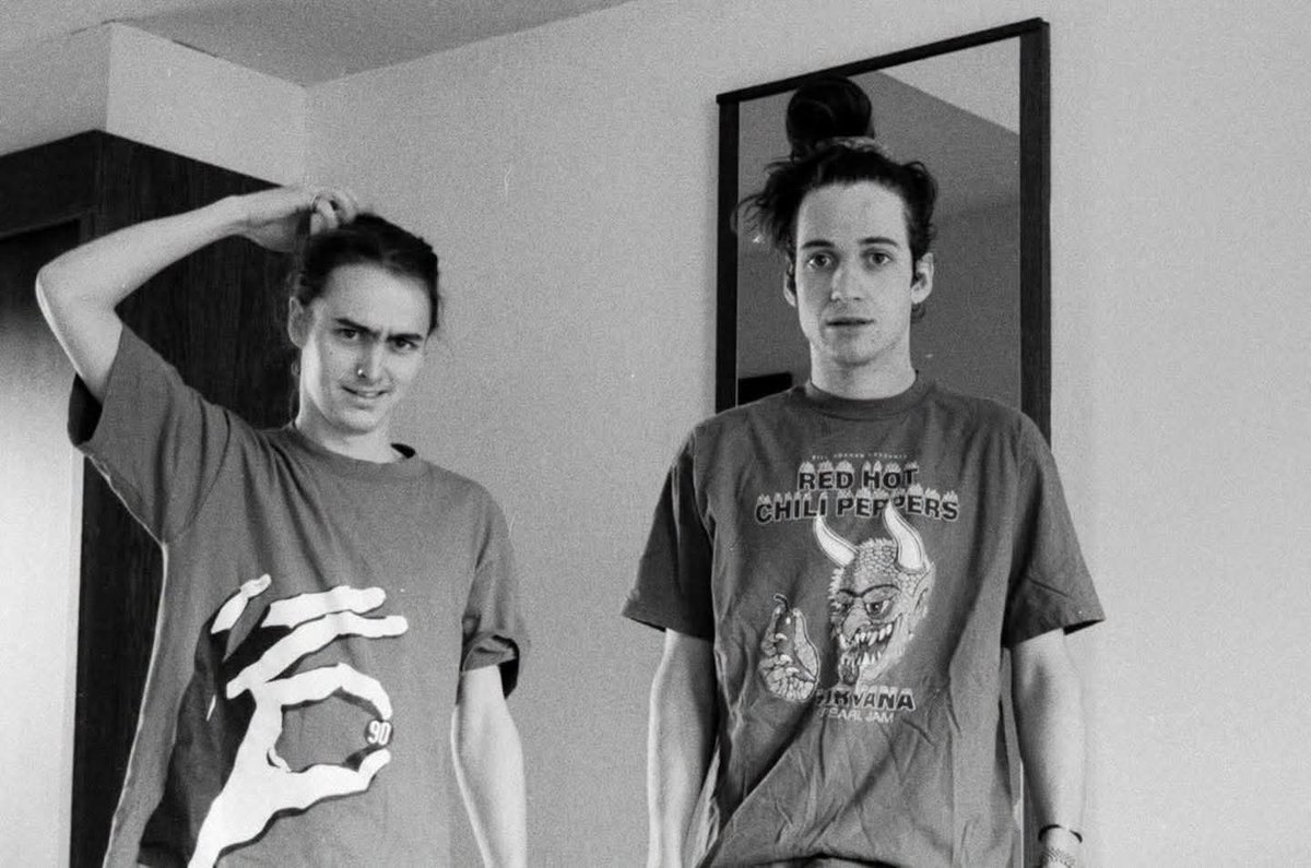 demetriosns's tweet photo. . @officialament " OT #23.  The Rowan &amp; Martin of the group:). A couple early shots as roomies.  #sinceforever " https://t.co/PZBHGiWj2I @MikeMcCreadyPJ @SGossard @PearlJam https://t.co/WeOKEsQXpP