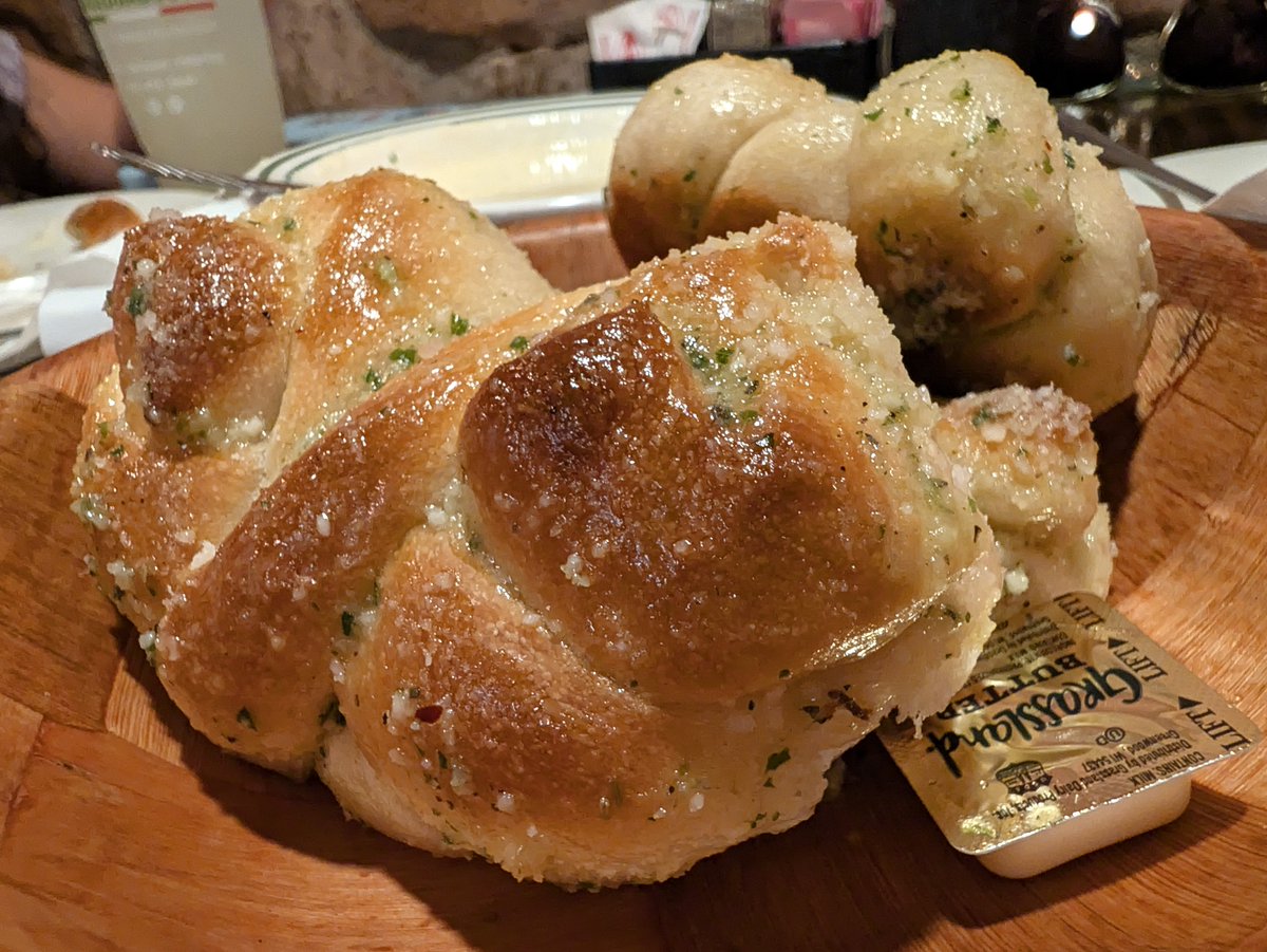 BobbyGsCorner's tweet photo. Lunch time shots on the Pixel 11 Pro XL. 📸📱✨ #Pixel11ProXL #LunchTime #ShotOnPixel @madebygoogle @GooglePixel_US https://t.co/BCmuHRRDUb