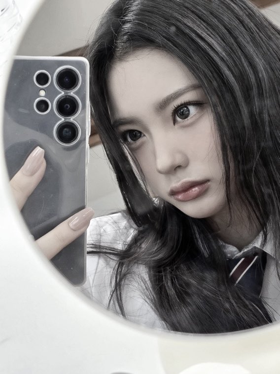 kyaparq's tweet photo. 중1 지우 ------> 중3 키야 완성! https://t.co/GotiMzz3UO