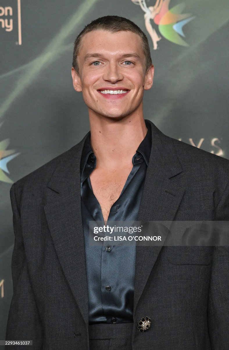 heatedrivalryud's tweet photo. Connor Storrie at the 78th Primetime Creative Arts Emmy Awards.

He is nominated for Outstanding Guest Actor in a Comedy Series for hosting an episode of 'SATURDAY NIGHT LIVE.' https://t.co/tqorbXRmms