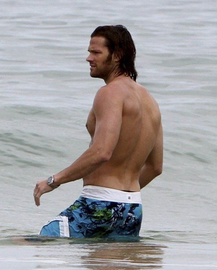 jarpadswag's tweet photo. HIS TITTIES HELLO?!??!?!?!? https://t.co/DPRLecrRRc