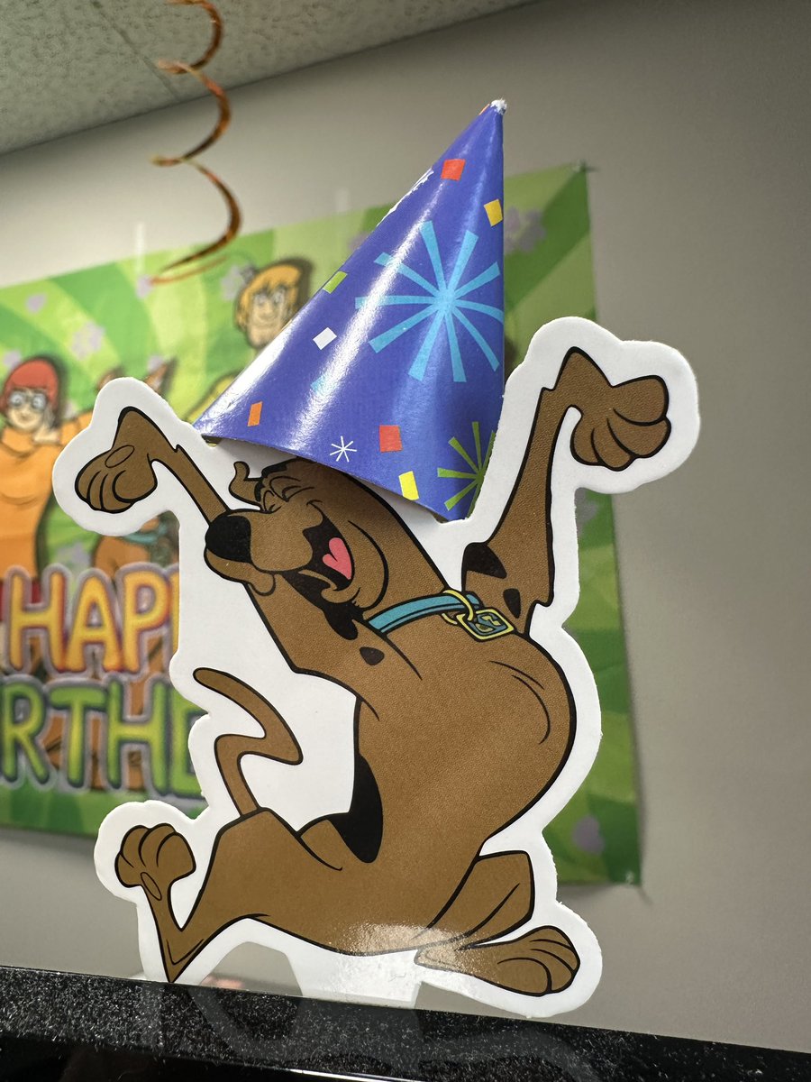 ScoobyAddict's tweet photo. Scooby is getting excited! 7 days until his birthday! Anyone have any plans to celebrate? 

#ScoobyDoo #ScoobyDoo57 #HannaBarbera https://t.co/UOkXhAsUvq