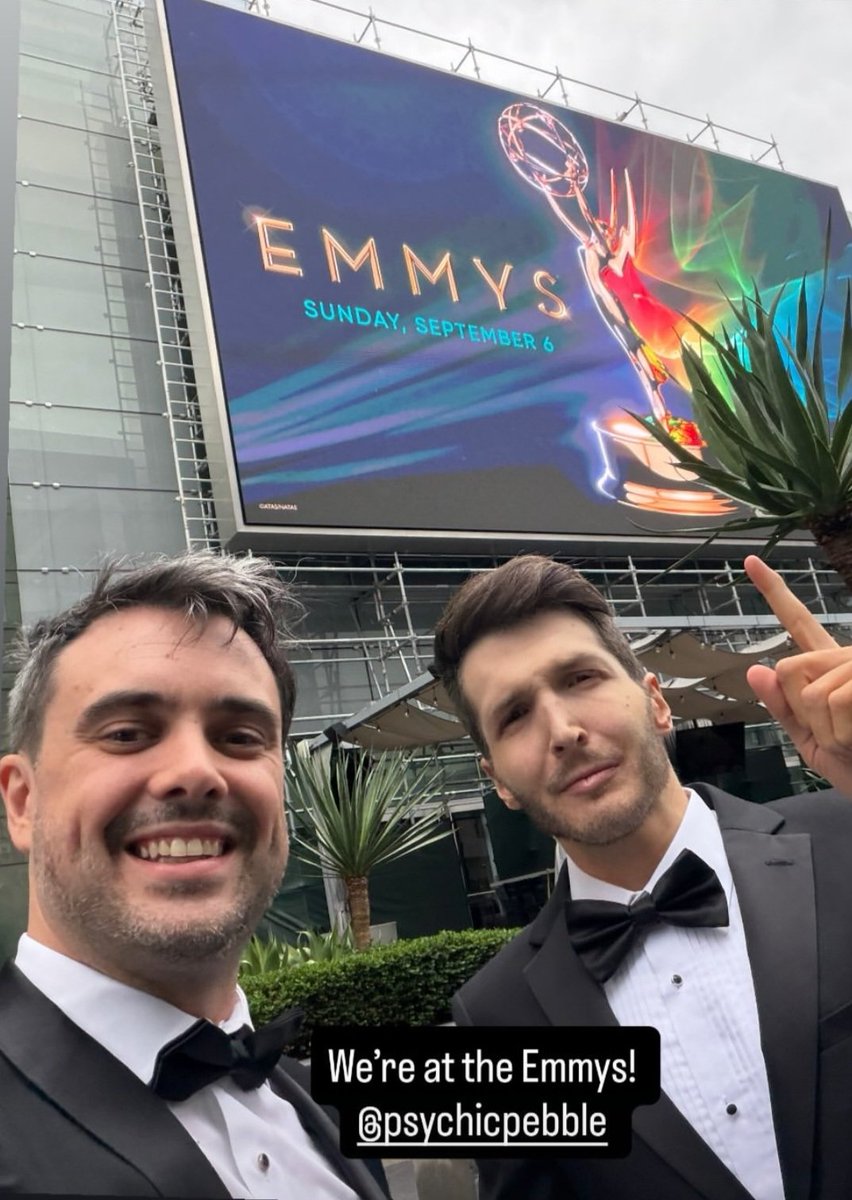 kikikatkitkat's tweet photo. OMG!!! 🥹🥹 on Michael's story!!!!
#smilingfriends #emmys #MichaelCusack #ZachHadel https://t.co/YtLEC3iLpX