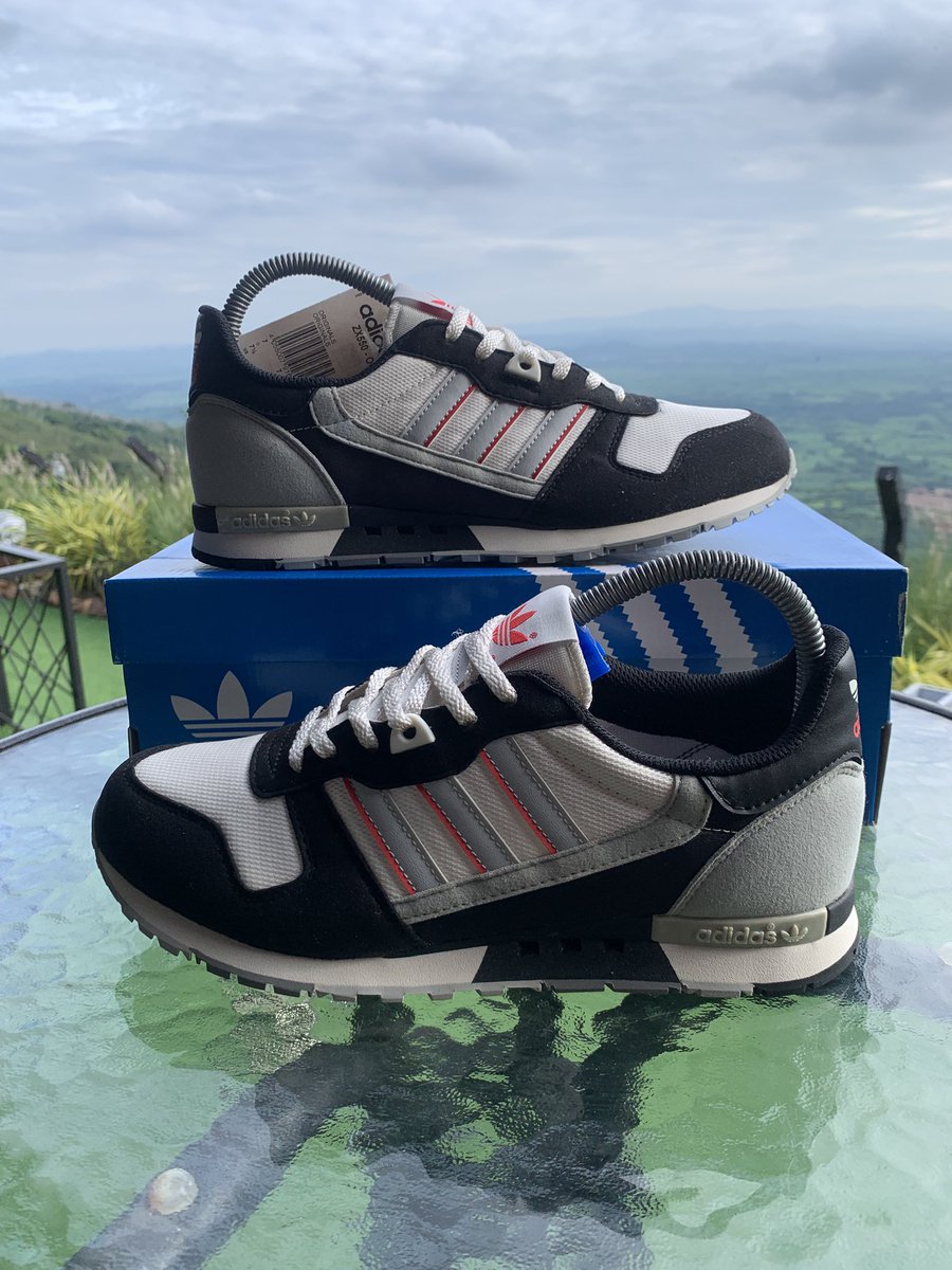 soi6cufc's tweet photo. Few for sale ;
ZX550 OG UK7 BNIBWT £130

ZX500 OG UK8 BNIB £110

Training 72 UK8.5 BNIBWT £120

SL72 UK9.5(size up as UK9) Brand new
From 1997 £130

Sent by tracked postage https://t.co/8bM9TBbvOW