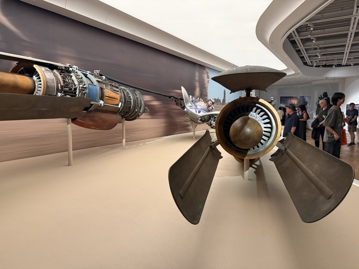 BigMetalBoss's tweet photo. ANAKIN’S PODRACER!

#LucasMuseum #StarWars #Podracer https://t.co/DHXKOcScX0