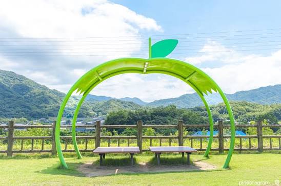 shikokushop88's tweet photo. 【募集】ミセスさんへのメッセージ&amp;とらまる公園でのお写真を募集いたします📷双方とも締め切りは9月24日の正午まで。メッセージは左のテンプレート、お写真は右の場所で撮られたものに限ります。文章のみお送りいただいてもOKです。その際はこちらで入力させていただきます。 https://t.co/IprHgvZmHm