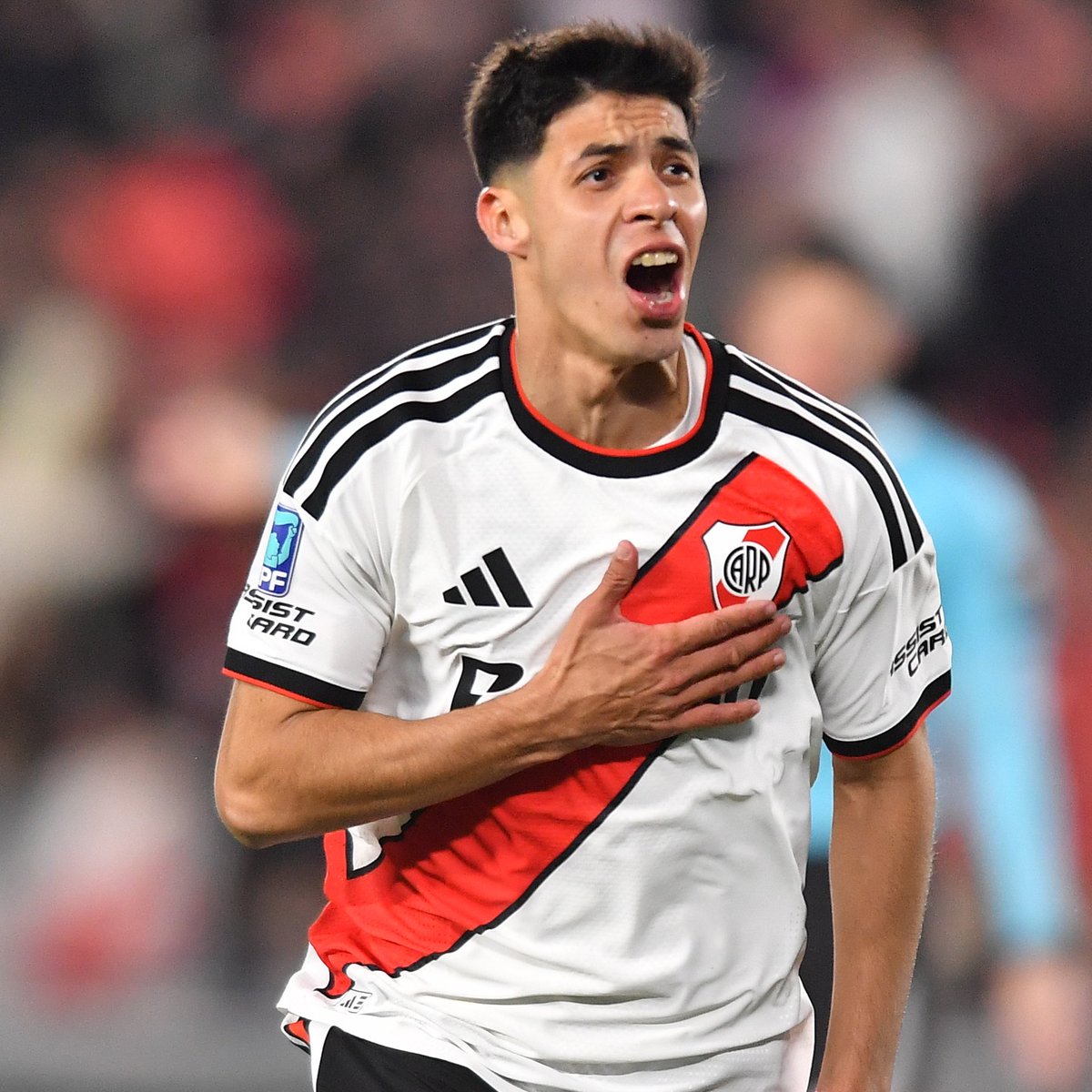 RiverPlate's tweet photo. ⚽️⚽️ Doblete para TOMI GALVÁN 🤍❤️🤍 https://t.co/Pl7DQi2GKK
