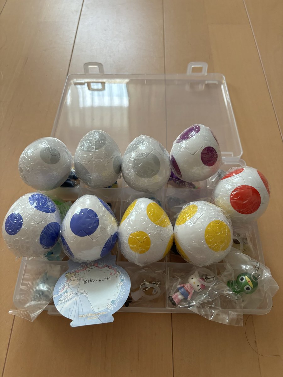 shiorin_914's tweet photo. 【交換】ヨッシーコレクション　ガチャ　ちいかわ　人魚の島のひみつ

譲:ヨッシー（白、紫、赤、青、オレンジ）

求:映画クレーンゲーム景品（アミューズメント）＞映画関連グッズ

手渡し:大阪、神戸、京都、名古屋、札幌

郵送可能
比率違い可

1つもゲット出来ず切実に求めてます
お願いします🙇‍♀️ https://t.co/tvCeCYrfTY