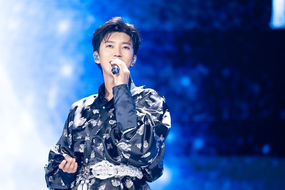 imbcenews's tweet photo. 누적 관객 100만 돌파… 임영웅, 고양서 펼친 10주년 하늘빛 축제
#임영웅 #고양종합운동장 #IMHERO #영웅시대 #iMBC연예

지난 4일부터 6일까지 3일간 고양종합운동장 주경기장에서 임영웅의 2026 콘서트 'IM HERO - THE STADIUM 2'가 개최됐다. 

이번 공연은 3일간 약 9만 5천 명의 관객을 동원했으며, 2022년부터 이어진 역대 공연 누적 관객 수 약 100만 명을 기록하는 기염을 토했다.

🔗https://t.co/Ct5yJz3lxl