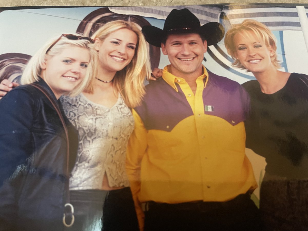MrDarrelD's tweet photo. Going through some old boxes today, and found these beauties! 
@GaryAllan @DeanaSings @thechicks @JohnBerryMusic 
@Country105_FM https://t.co/ArnlyQYw6Q