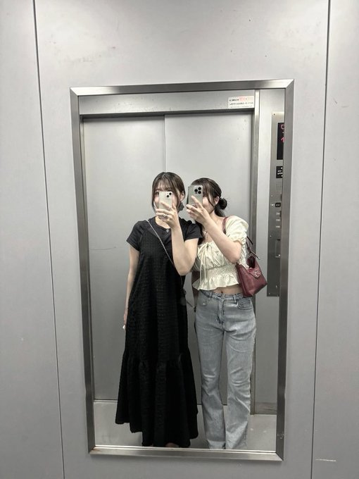 KZtEfaH's tweet photo. 伊勢原住みの⓲歳の雰囲気です。

お友達になってください https://t.co/vXZR4jvZ3U