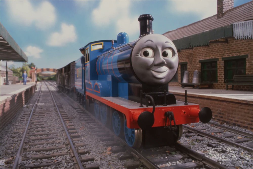 ThatTweetGuy24's tweet photo. NEW EDWARD PICTURES YES YEEEEESSSSSSSSSS https://t.co/OfcrWqD1f9