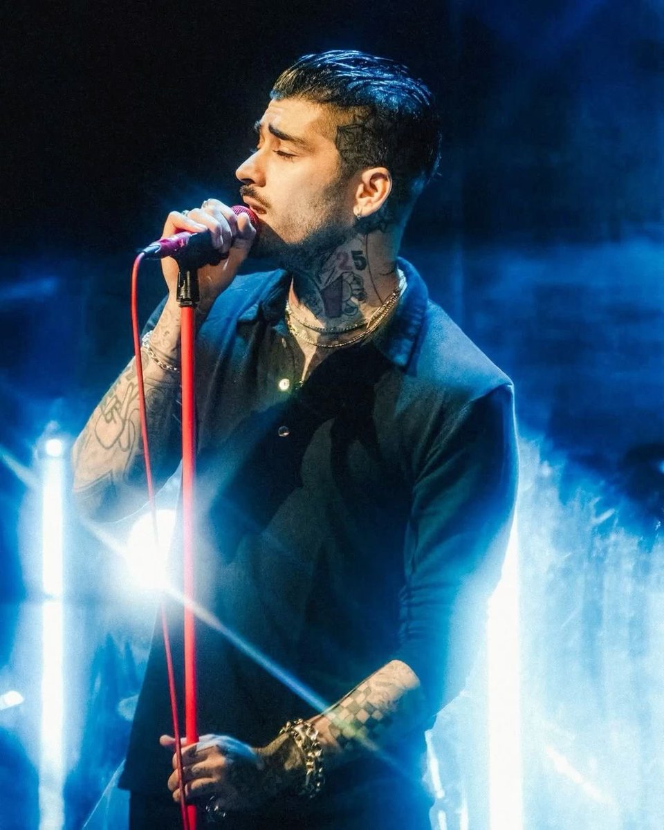 usedtotheblues's tweet photo. zayn songs i would let fuck me 

-- a cute thread 🪡 https://t.co/8Xh9VUPU0p