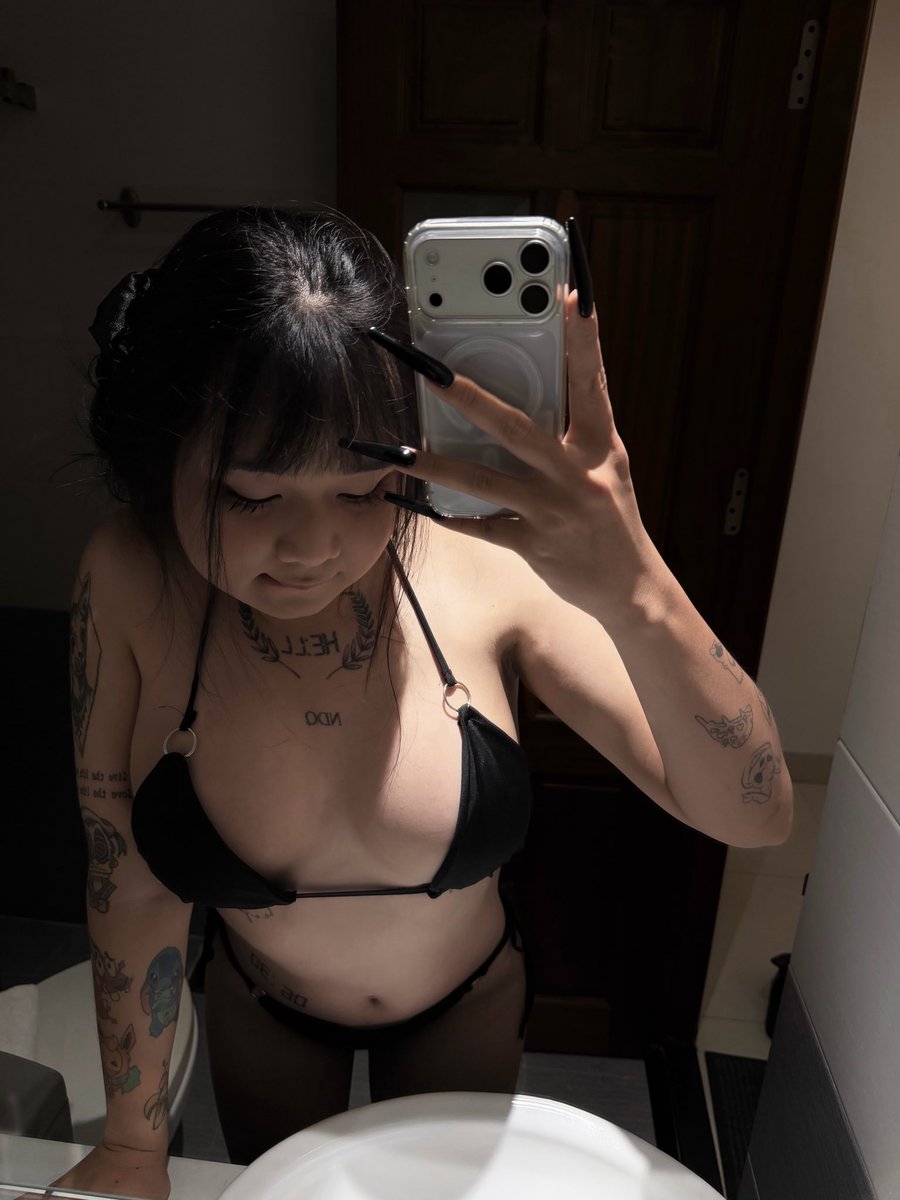 taodangancom's tweet photo. Trời gì mà nung thế ? 🥵 https://t.co/ygx4XdFlCV