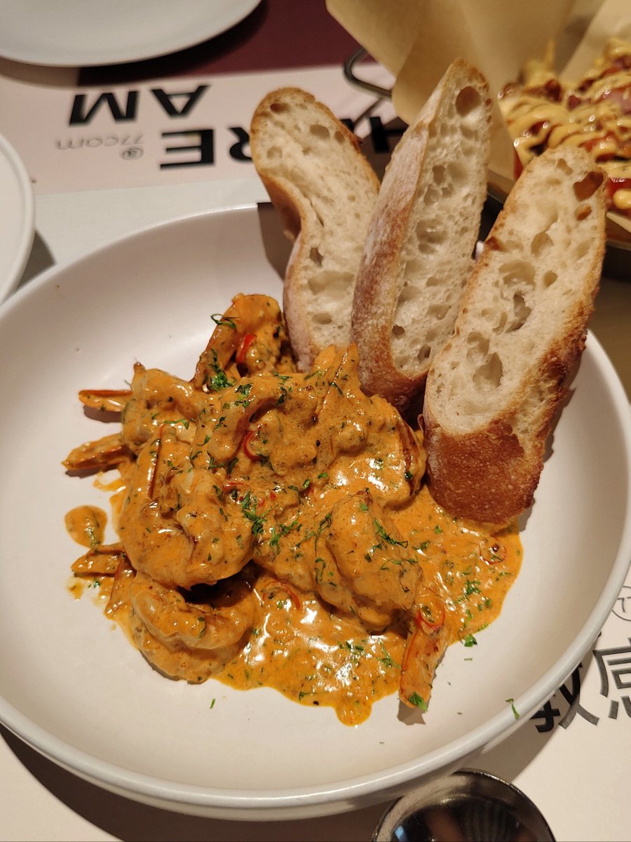 RachelSandxodj's tweet photo. Homemade garlic butter shrimp with toasted bread—easy, juicy, and ready in 15 mins! Perfect weeknight comfort food ， https://t.co/RKjiUqEErM