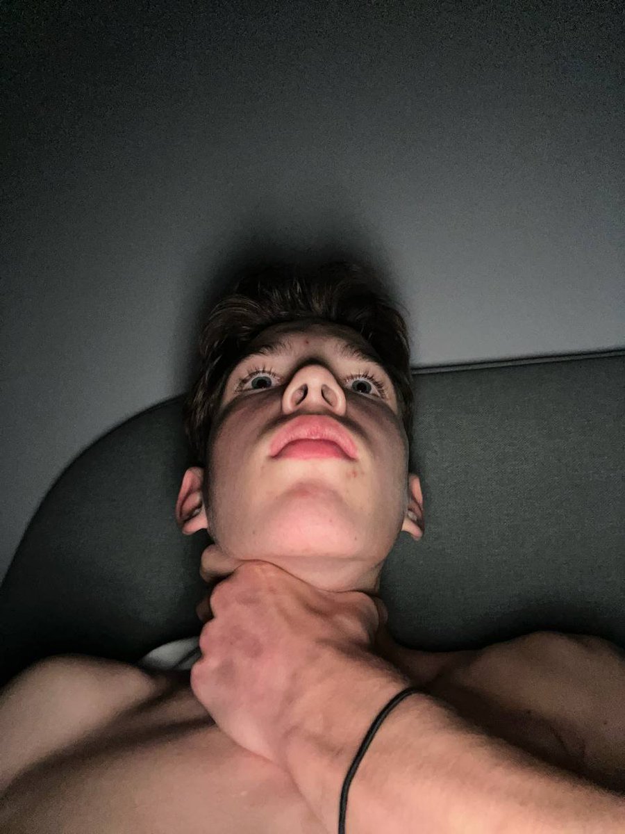MasterAditya15's tweet photo. Meet one of me youngest and favourite slave 👽👽
This Dumb german slut does everything i order 👁️👄👁️

Share and repost ✨

If you want him to do any task comment down 
@adityaaaa_shah @Desi_Atharv @MasterArun97 @twinkOfdelhi @dotmarcus @EdgingRobotNYC #teenslave @Fag https://t.co/wtLHjqntBc