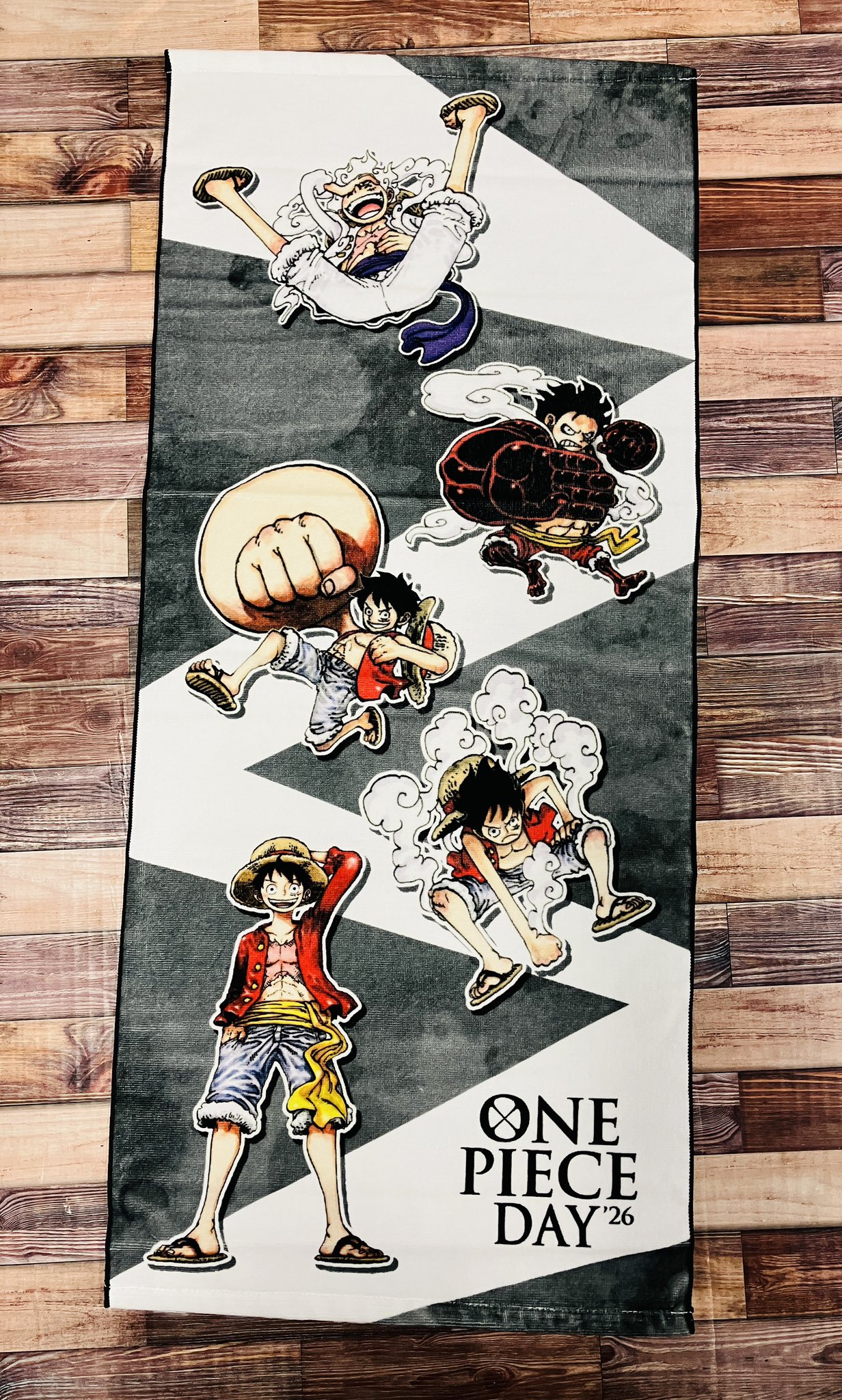 ONE PIECE 麦わらストア 池袋店 on X: 