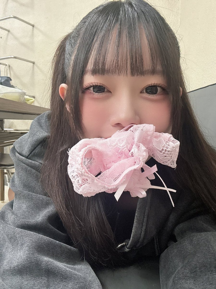 watasi_cha's tweet photo. 似てるだけです https://t.co/VP4OeJCVMT