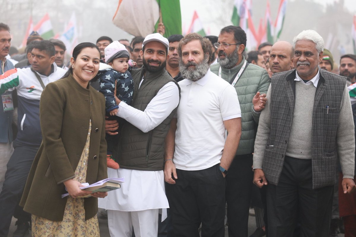 IShauryaveer's tweet photo. Four years ago, our leader - @RahulGandhi Ji - began walking from Kanyakumari to Kashmir

Bharat Jodo Yatra is Independent India’s mass movement

A Yatra that united people of India , its matter of Proud that I was part of it as Bharat yatri 
The Yatra continues… 🇮🇳 #BharatJodoYatra