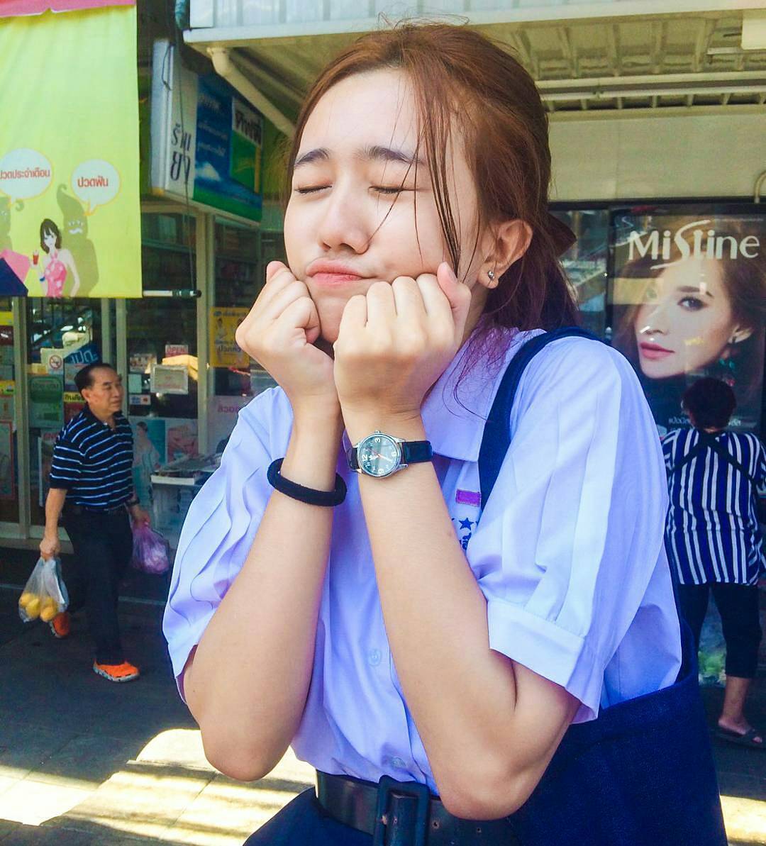 MolliePinnrt's tweet photo. ふとした瞬間に心が軽くなるのはなぜだろう。みんなはどんな時に自分を解放できているのかな。そんなことを考えている。 https://t.co/MsDAerIw47