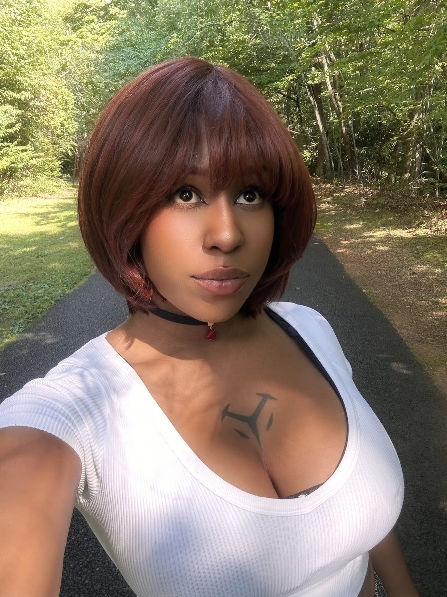 freetrip2venus's tweet photo. Lost somewhere 🖤 https://t.co/Fo7ujgcmJw