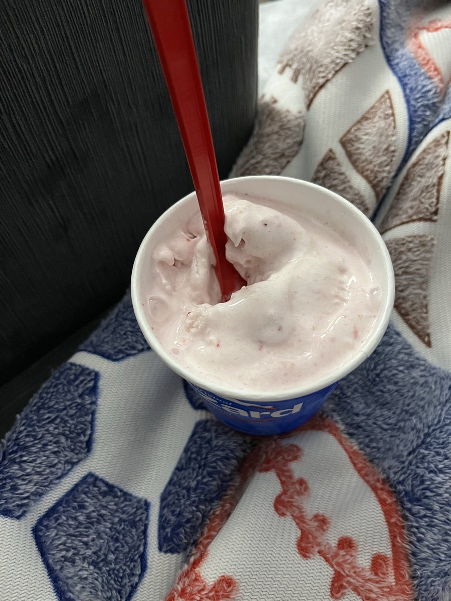 hawkegrl's tweet photo. @DairyQueen While DQ is on a roll with the apologies, can I get one for my whipped cream topping being MIA from my Strawberry Angel Food Cake Blizzard? That wasn’t a topping, it was the G’Damn finishing touch. 😡 They had ONE job. 🤬 https://t.co/6t3PDyFxTs
