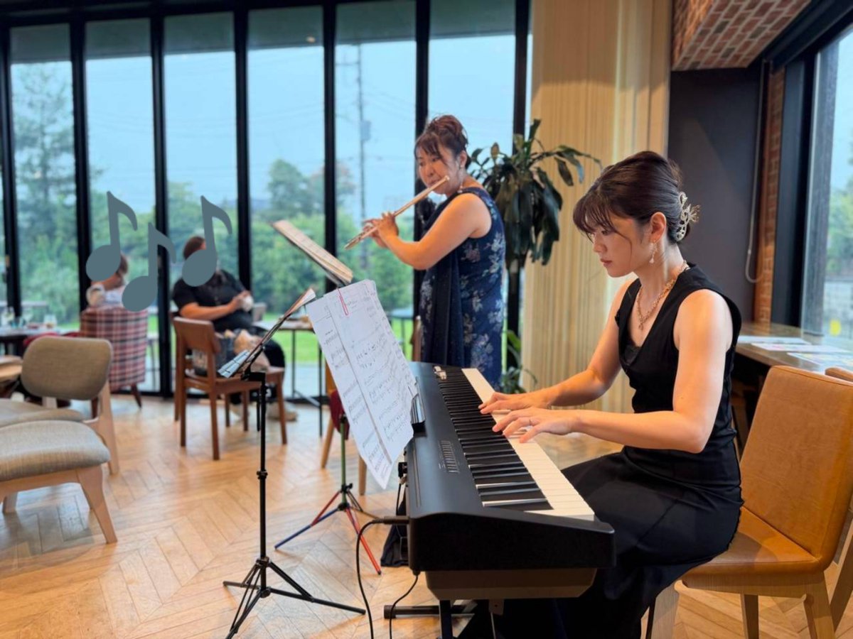 sayaneen's tweet photo. 昨日はマルシェで演奏してきました🎹 https://t.co/ykoxpBkSRu
