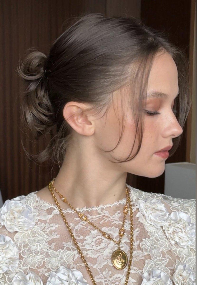 kendramerced's tweet photo. cailee spaeny beautiful profile https://t.co/b9F6Cy6YD4