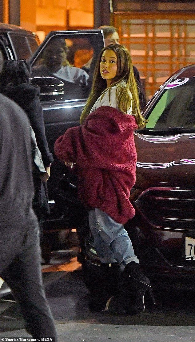 imhmadz's tweet photo. the best paparazzi candids of all time https://t.co/DQBrCyK1Xf