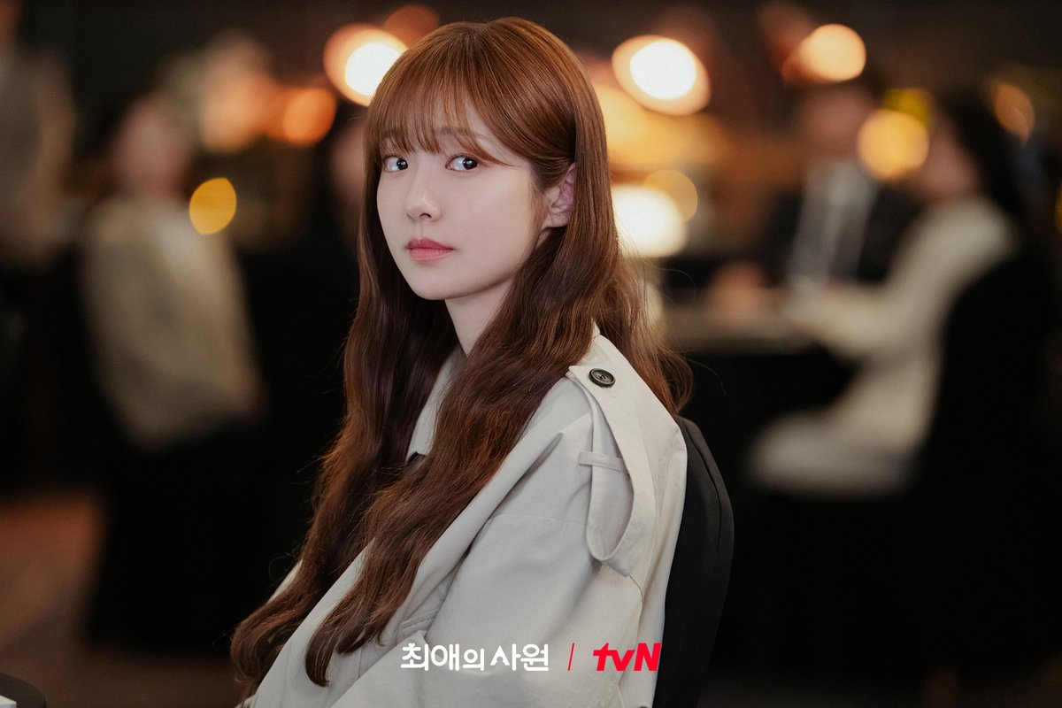 CJnDrama's tweet photo. 믿었던 동료의 배신에 숨어버린 하기💧
다름의 따뜻한 위로는 과연 통할까?🥲

[월화] 저녁 8:45ㅣtvN
#즐거움엔20tvN #최애의사원 #MyBiasMyBoss https://t.co/xM3h0lHF0U