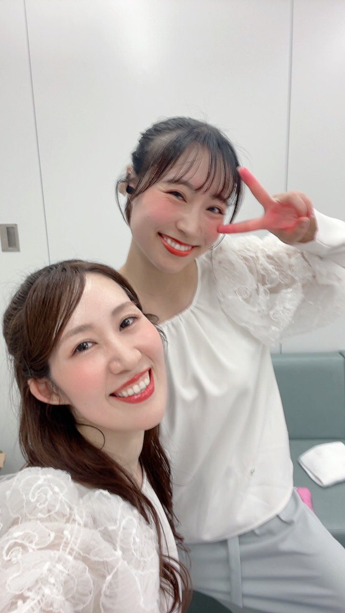 sh1_m0's tweet photo. 優しくて面白くてかわいい子たちと、安心と信頼のかすみさん
大好きな皆のおかげで最後まで全力で走り切れました
ありがとうございました💛❤️💚💙🐥💕
#桃色メイツ https://t.co/NeRpF96Ale
