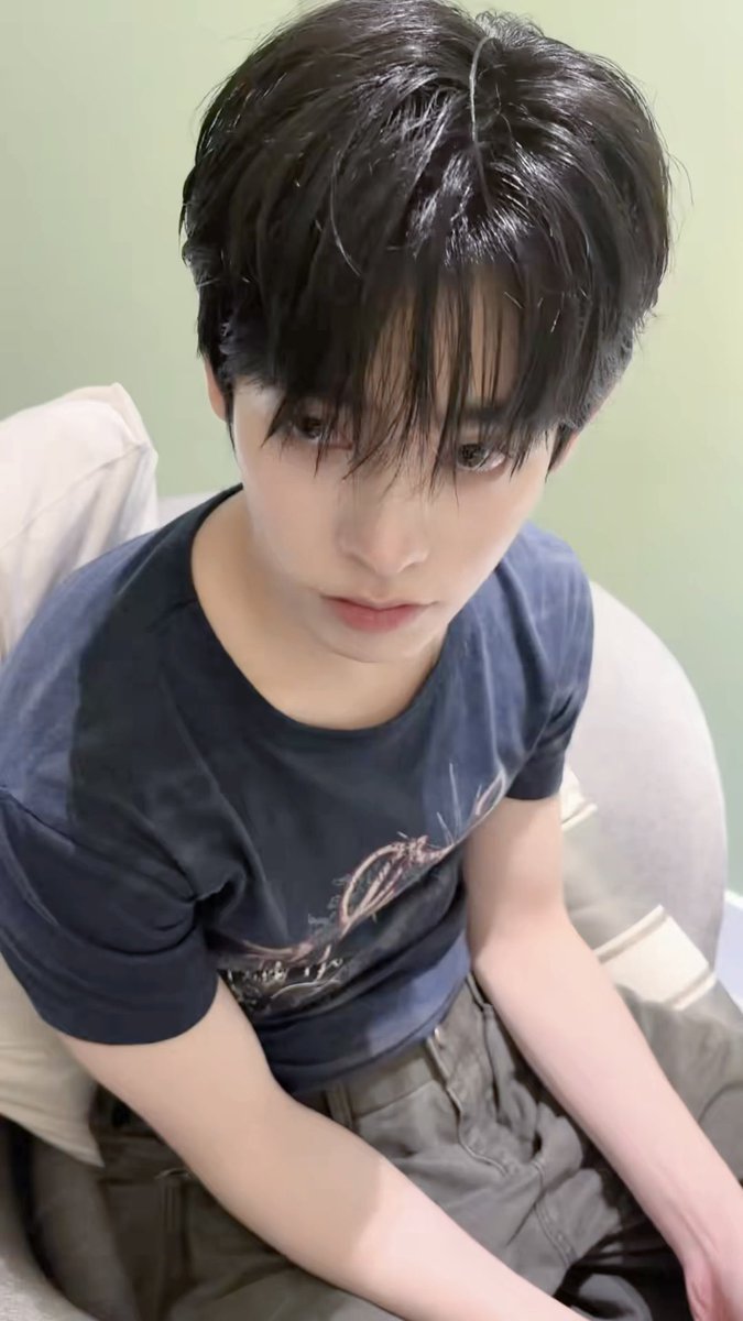 r3dm0chi's tweet photo. ดื้อตาใสจริงๆอะ เอาไรมาไม่ดื้อ https://t.co/y2fBpNGzU7
