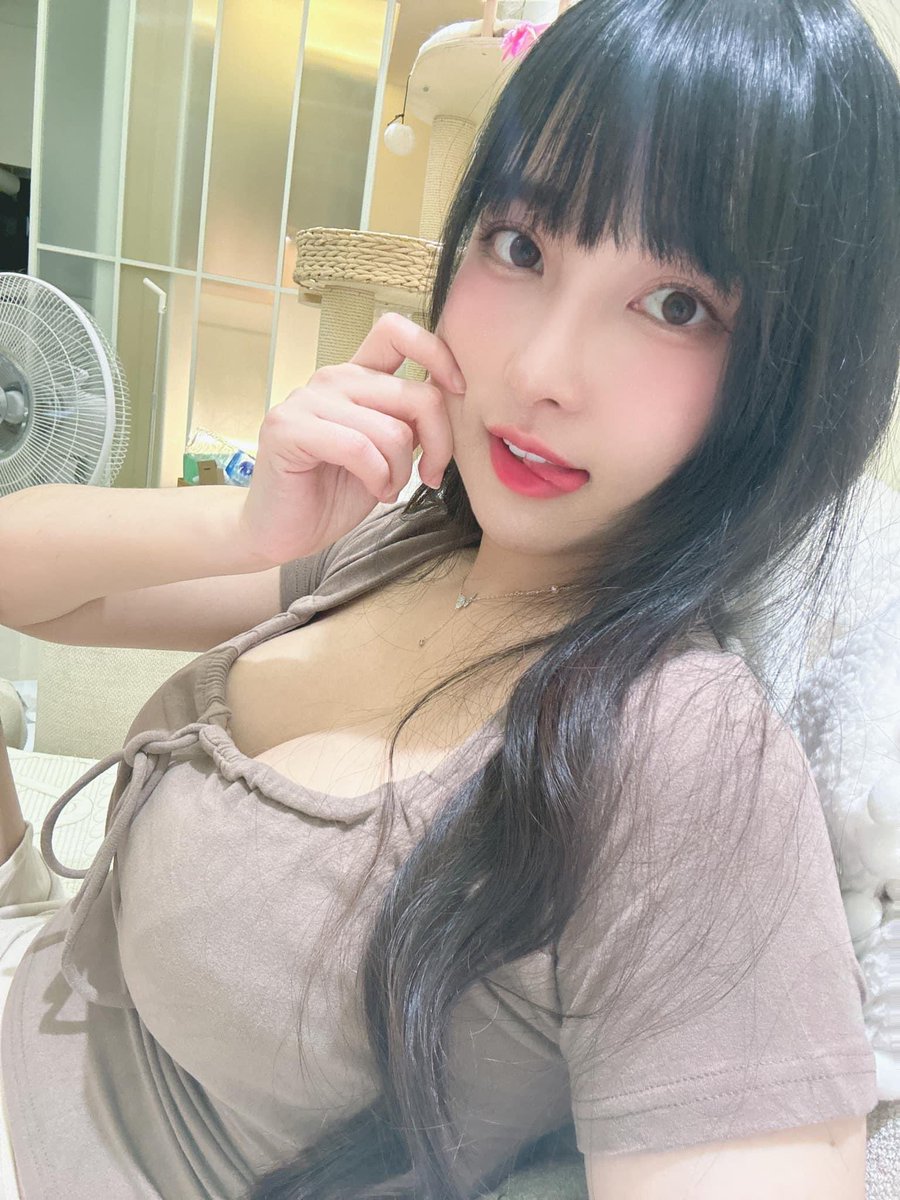 FMarlin98746's tweet photo. 我不想亂做愛
可是我又想找人壞壞
怎麼辦🫣 好煩

#马来西亚 #新加坡 #马来西亚约炮 #新加坡约炮 https://t.co/WyjxK0DZad