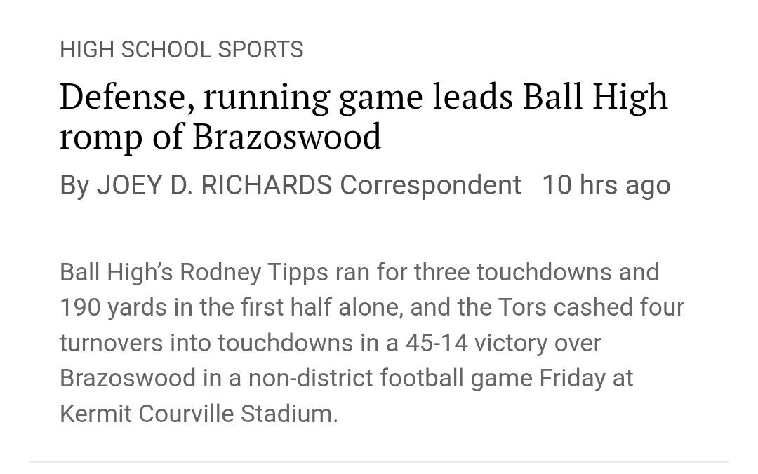 RodneyTippsll's tweet photo. Sophomore playing varsity football started playing on varsity level his freshman year as a running back https://t.co/ZhaBnoE4Xh