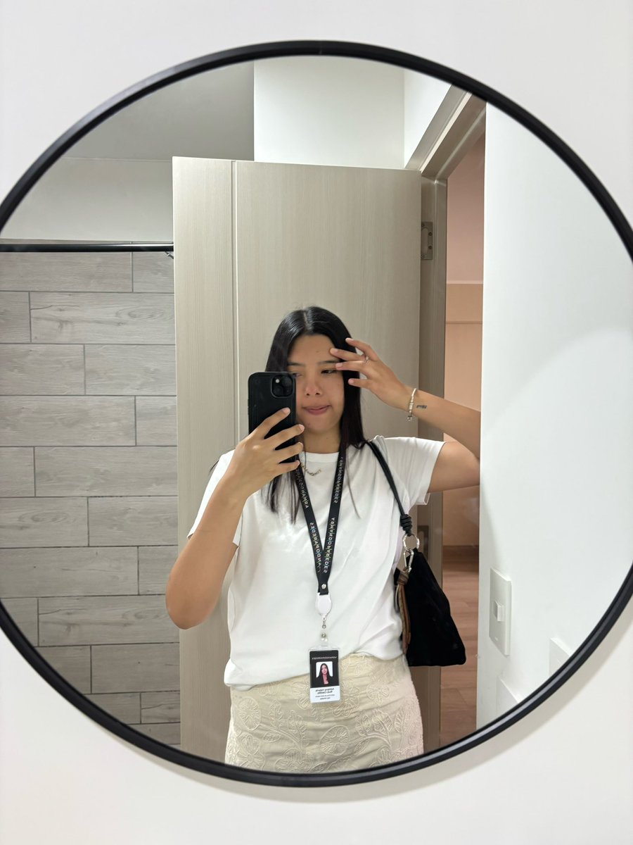 Valecitooo18's tweet photo. Yup https://t.co/mDr7BUw8mj