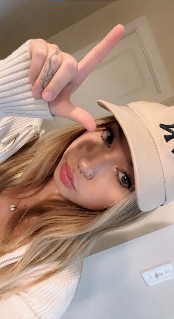 youpaygrace's tweet photo. here to take whats mine <3

#findom https://t.co/0l5BiPyUH8
