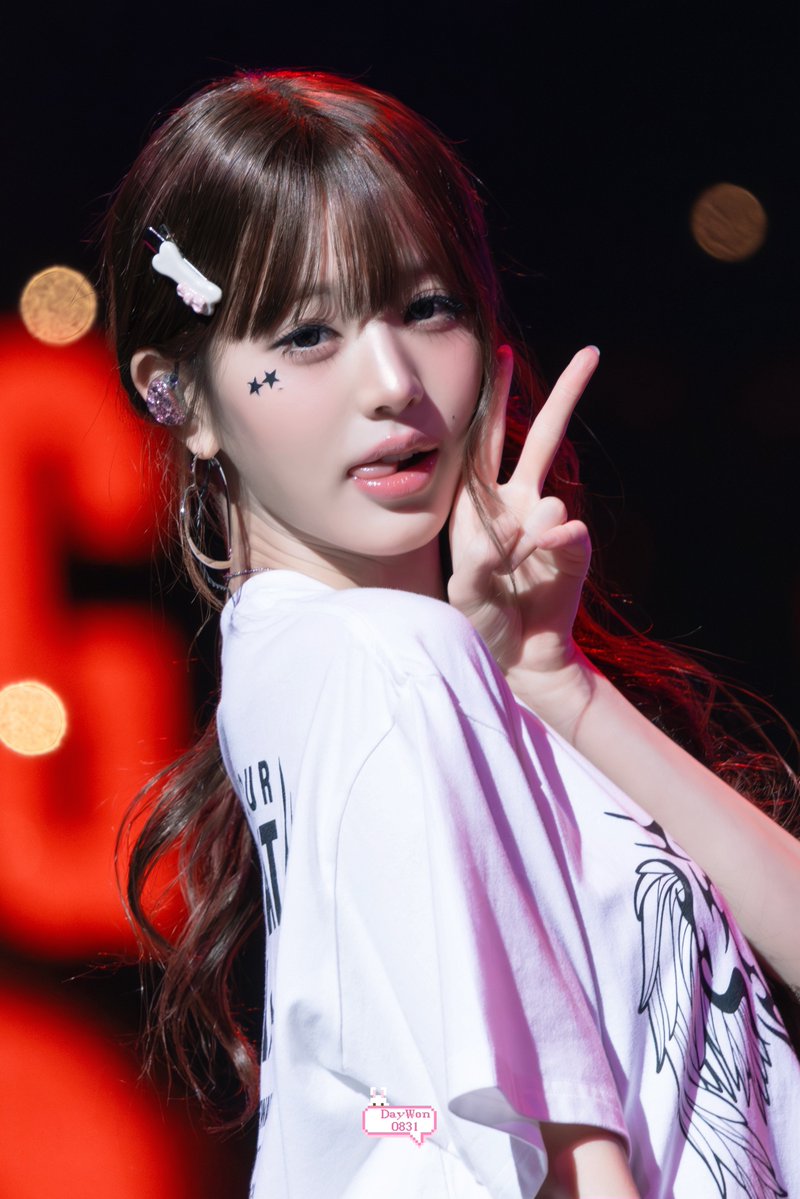 day0831one's tweet photo. 260906 SWIA day 3 - HD 1
항상 고마워요🥺
#장원영 #원영 #WONYOUNG #아이브 #IVE #JANGWONYOUNG https://t.co/3CxDCpVMzi