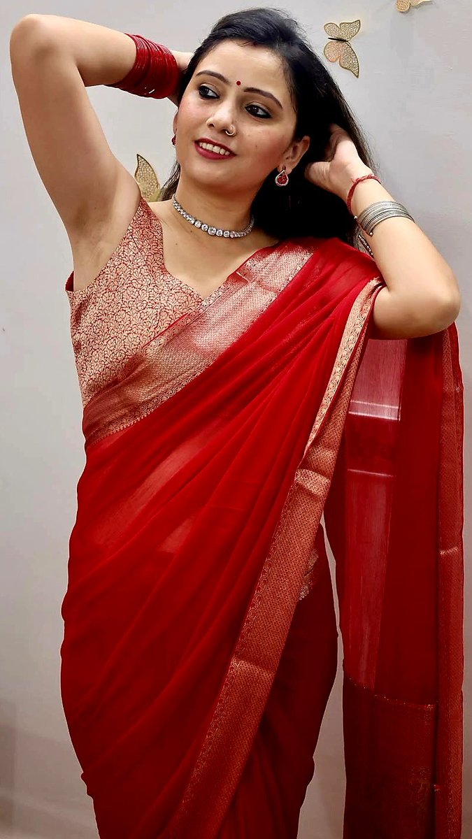 pitsgallery's tweet photo. ✨ Red never looked this graceful ❤️
Traditional vibes, modern charm.
What’s your favourite colour on a saree?
#SareeLove #DesiBeauty #Armpit https://t.co/Fc8oHCtCRL