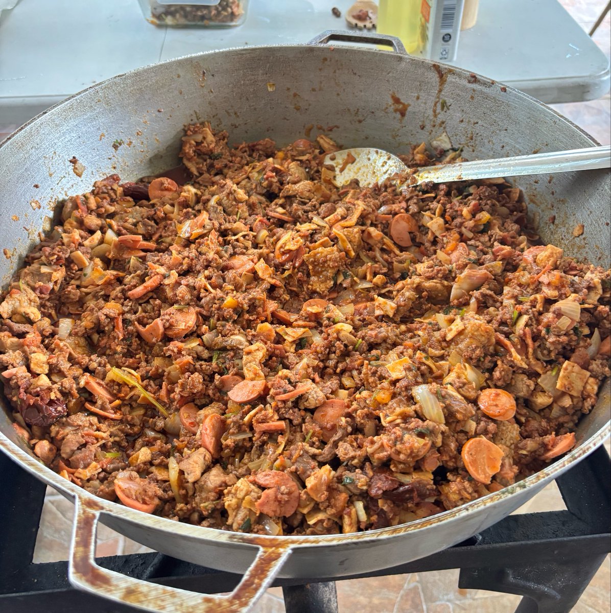borderlinenova's tweet photo. no calorie counting today cuz i am beaner https://t.co/HBWpmkqp5v