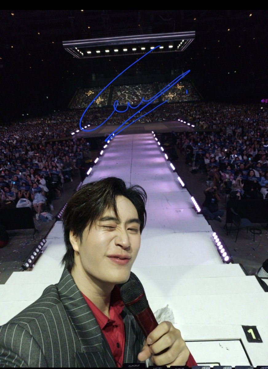 Bbil1ypnIsThe1's tweet photo. ขอบคุณตัวเองที่กล้าออกจากเซฟโซนเพื่อมาเจอ ความรัก ความสุข ในรูปแบบที่ชื่อ "เจมีไนน์" ภูมิใจในตัวเองตลอดทุกครั้ง ที่ได้เป็นแฟนคลับพี่ศิลปินที่ชื่อ "เจมีไนน์ นรวิชญ์" 🤍

GEMINI ART VENTURE FINALE
#GeminiConcert
#GeminiConcertD2 
#GeminiConcertD3 https://t.co/6iL3PUNIje