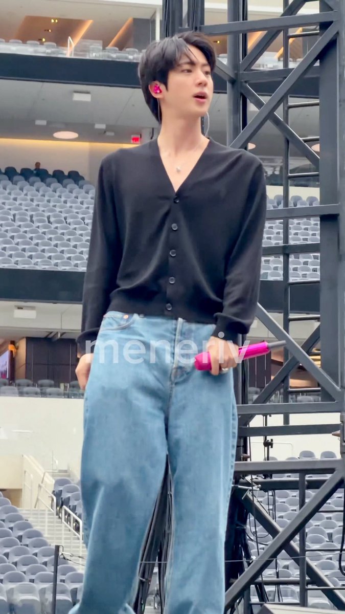 eaeaj31's tweet photo. 니니 무슨일이야🥹🥹 너무 이쁘자나 https://t.co/YyqXXPK90A
