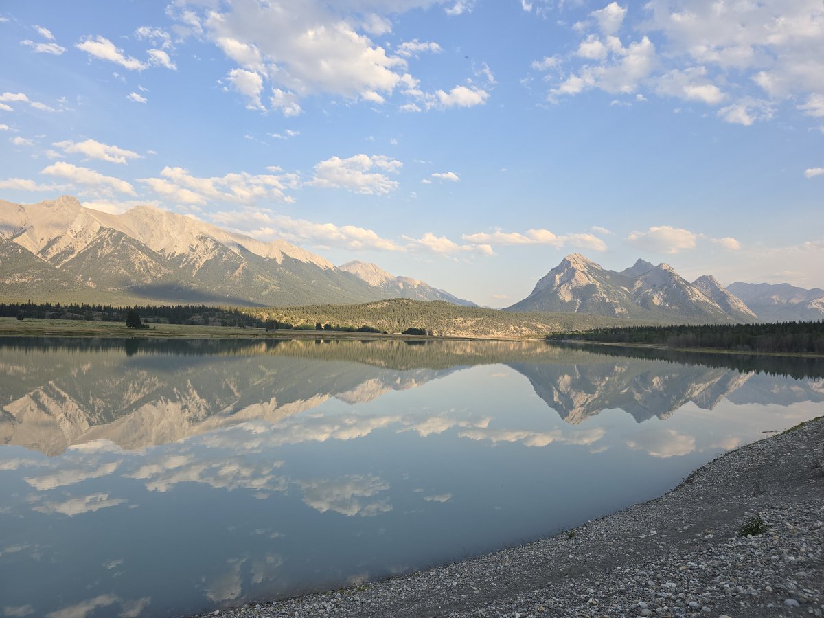 LithiumIsFuture's tweet photo. Had a great camp out up at Abraham Lake, Alberta. Beautiful glacier lake. https://t.co/sQ602QgxD0