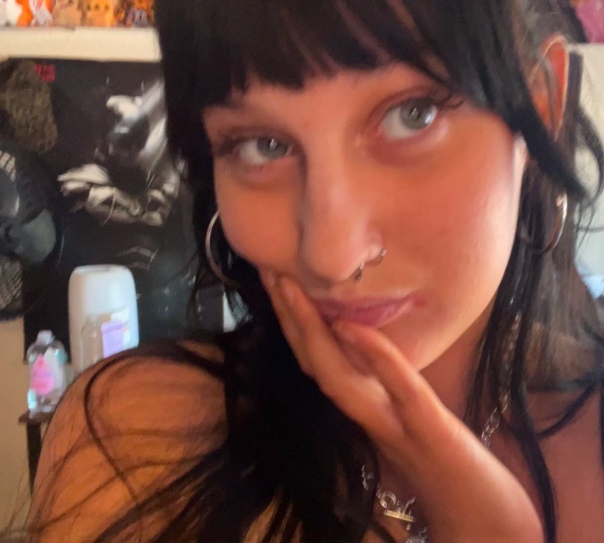PretyKittyCassi's tweet photo. POV: you told me if you spend anymore you wont be able to eat.

i hope you like air for lunch ! ^w^

#Findom paypig nsfwtwt cuck foot https://t.co/yjJAURGQNh
