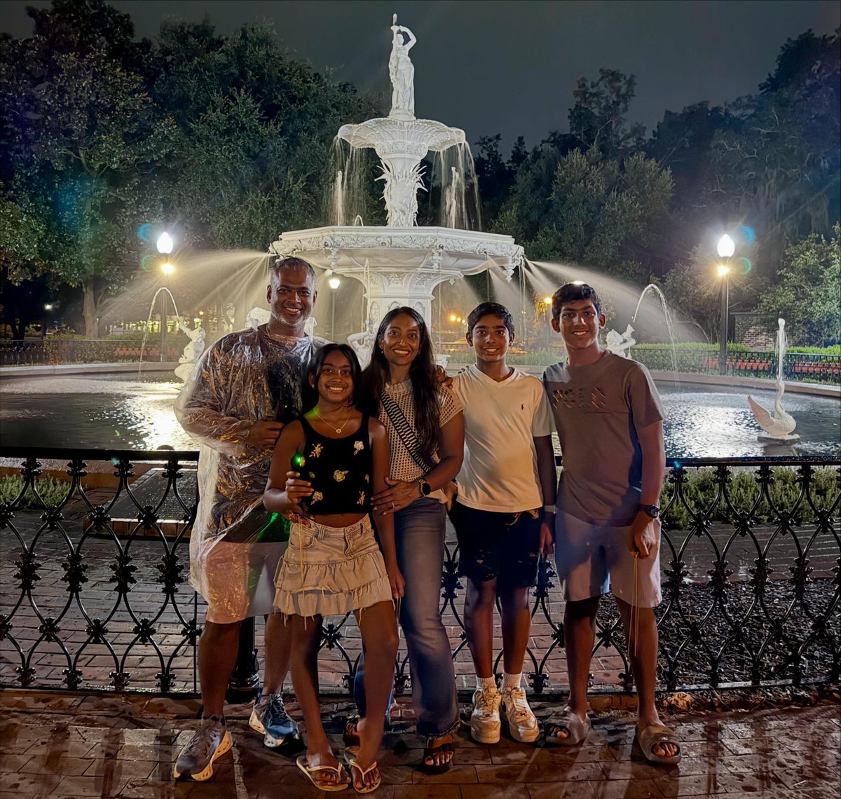 SpiritXperience's tweet photo. We had a SP👻👻KTACULAR night with our SPECTACULAR Guests! We truly enjoyed our night with y’all!! Thank you for sharing your evening with us!!! https://t.co/hW49ZK0vKa