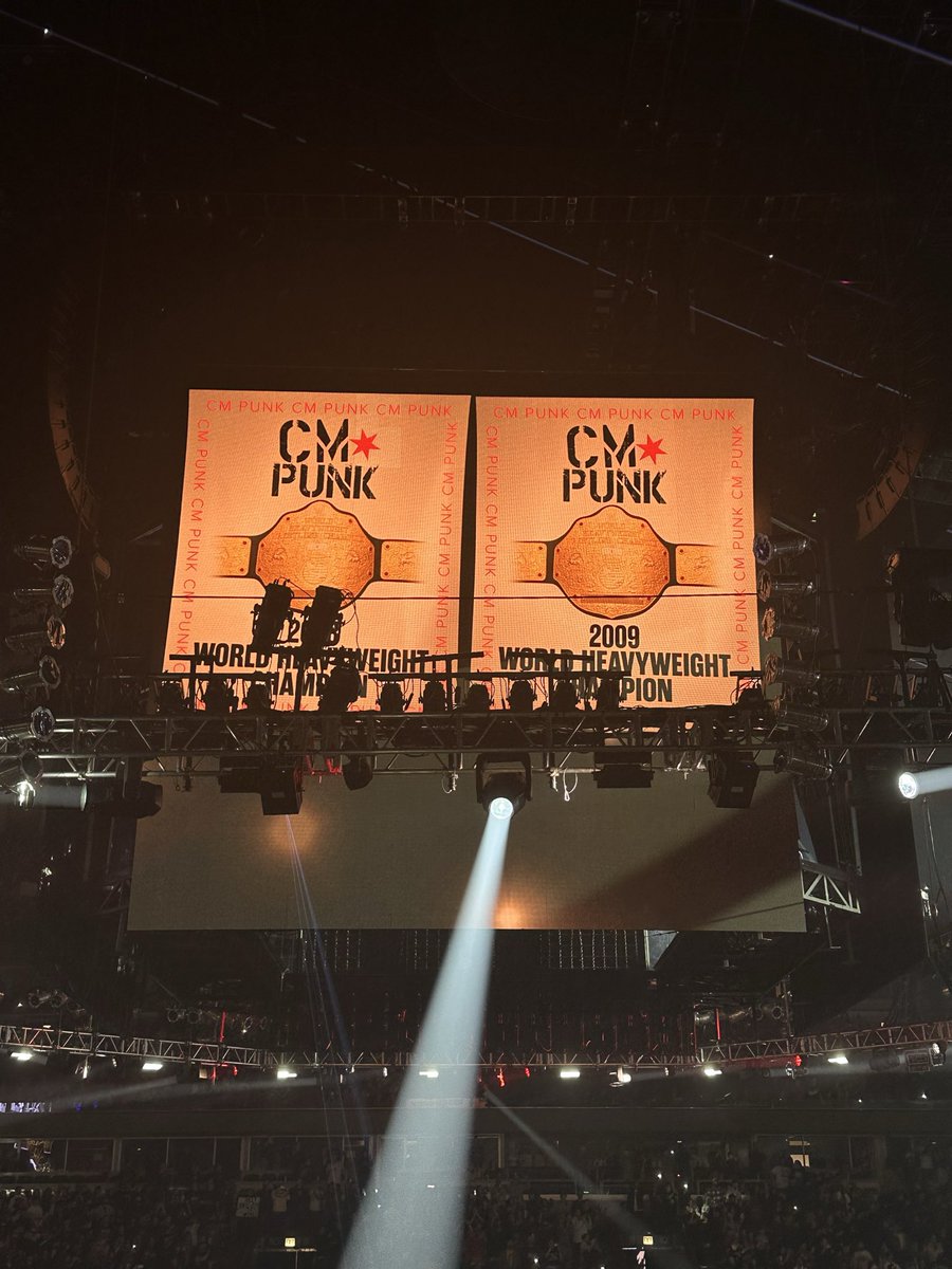 LilRev7777's tweet photo. @pvierra823 @WrestleGraphs That one was amazing too, I loved it. It completely caught me by surprise such a beautiful inspiration. And I really loved the banners styled like NBA Championship banners https://t.co/bX8UAuJI3q