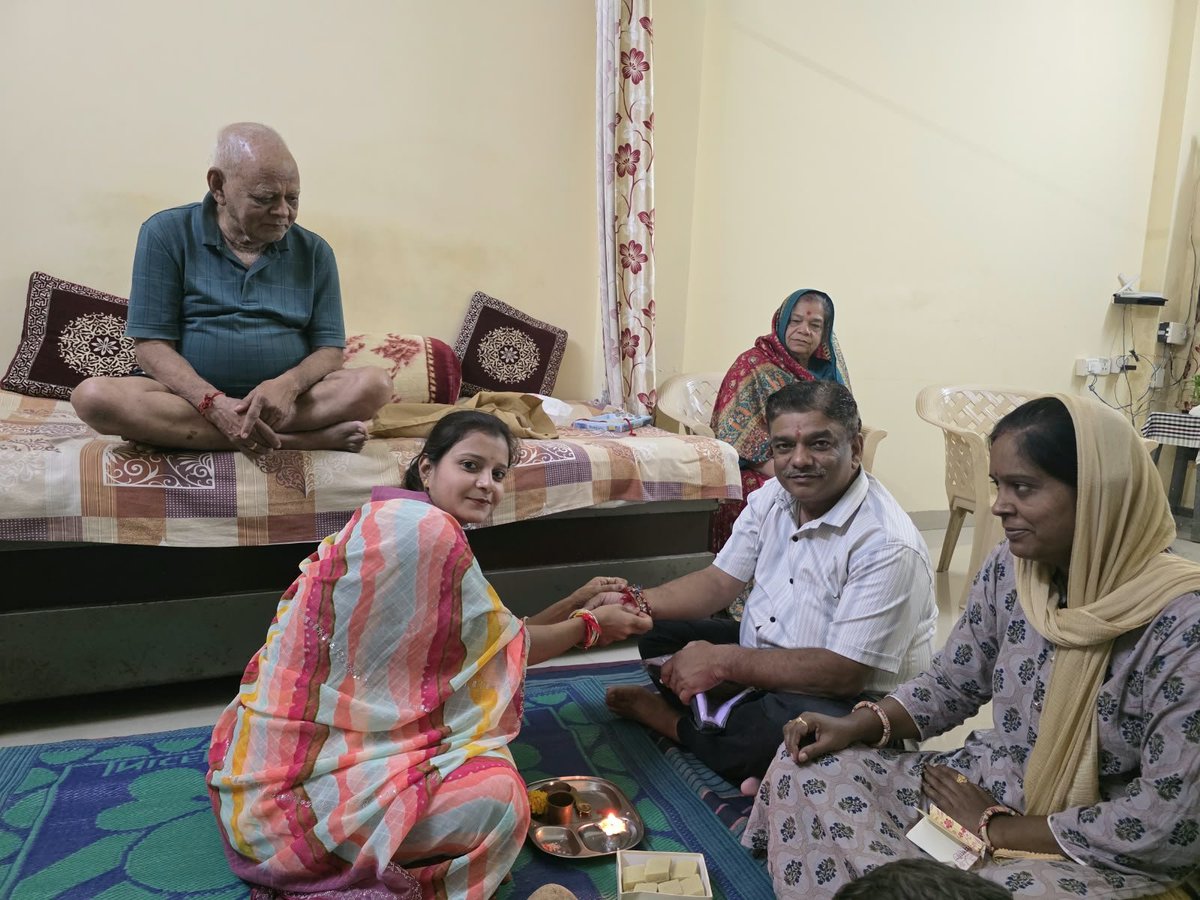 dharmen15774's tweet photo. रक्षाबंधन 2026 की स्मृतियों को संजोने के लिए। https://t.co/Uml9anmrMM