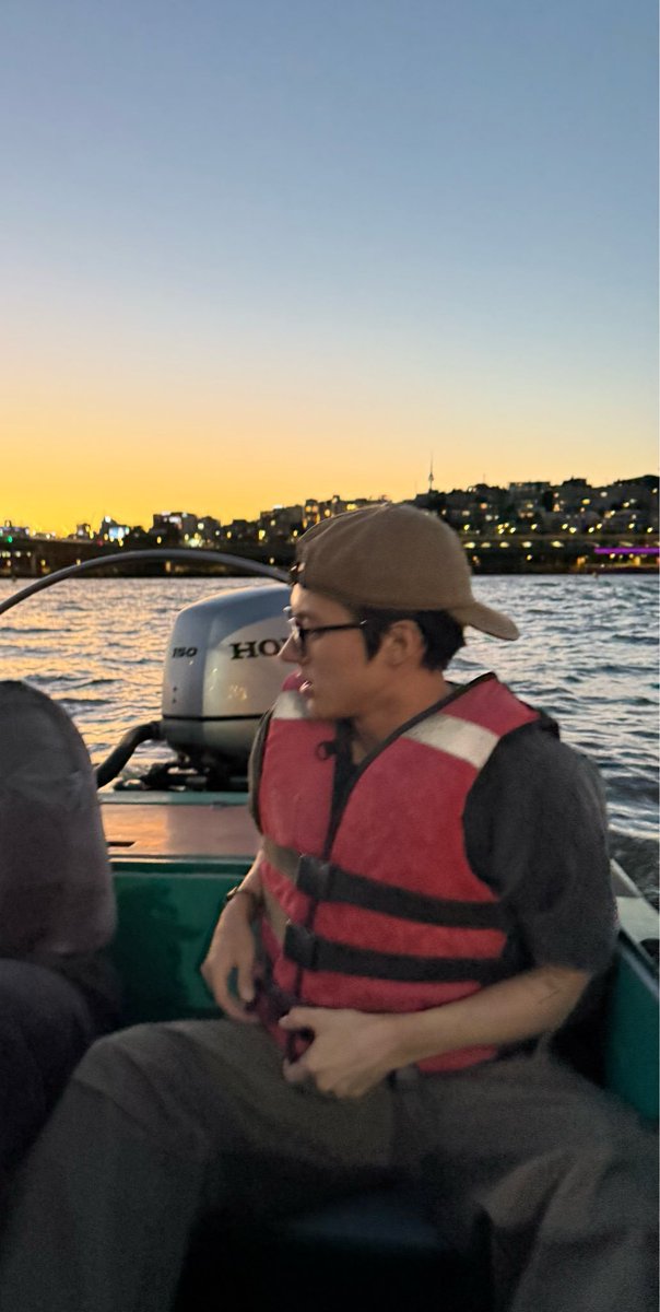 theboyzbr_'s tweet photo. 07.09.26 | Fromm #ERIC #에릭 https://t.co/1JfZlw30tx