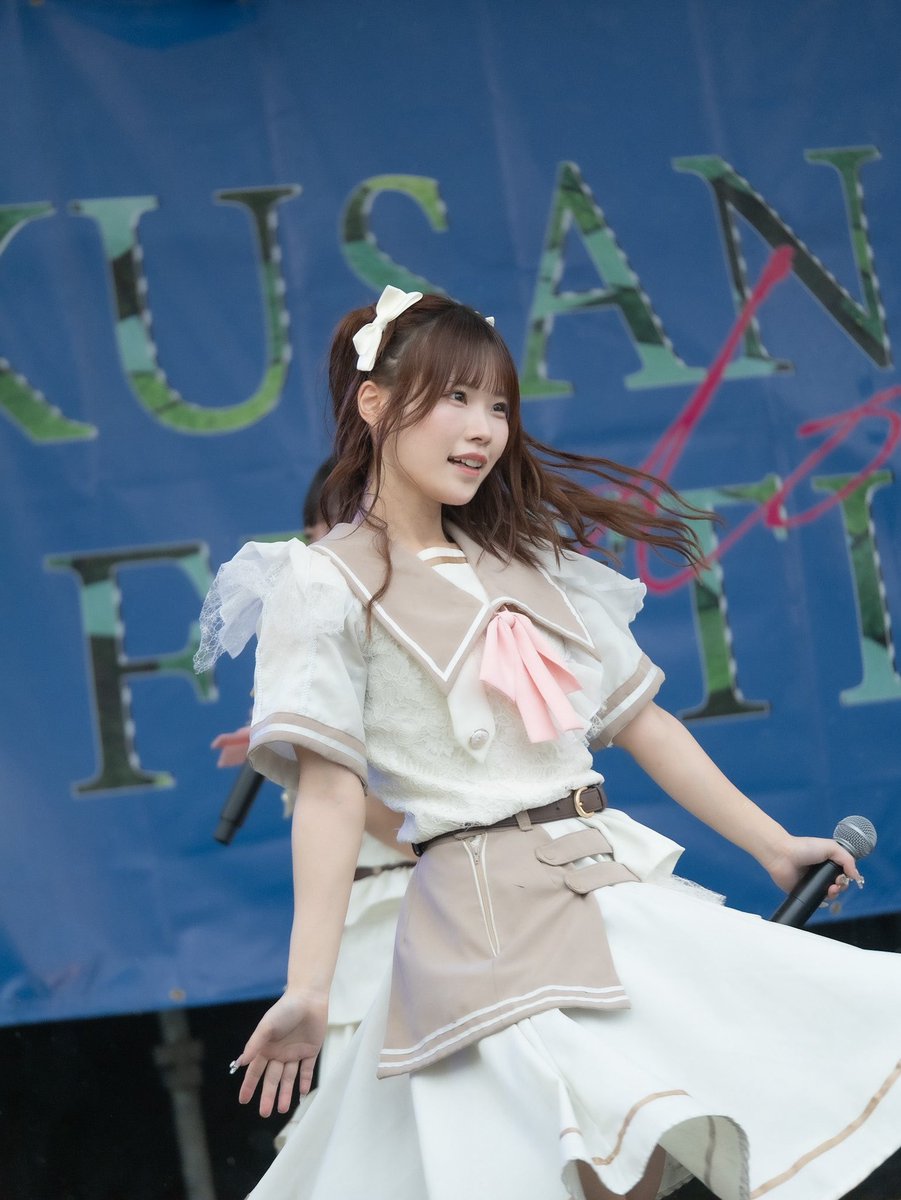 kaizakitada's tweet photo. 2026.09.06
くさのねアイドルフェスティバル2026
限りなく白く
二葉優莉愛
#限りなく白く https://t.co/23UGoeYoSM
