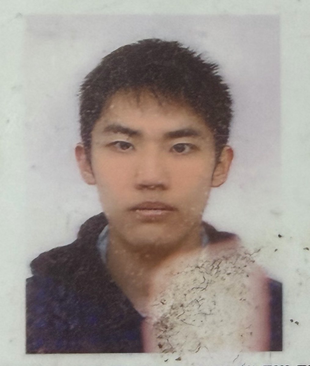 mukutarou04's tweet photo. #同一人物とは思えない画像を貼れ 
１年しか行ってなかった大学の学生証出てきてバカ笑った人相ヤバすぎる https://t.co/AkhFGqSdHf