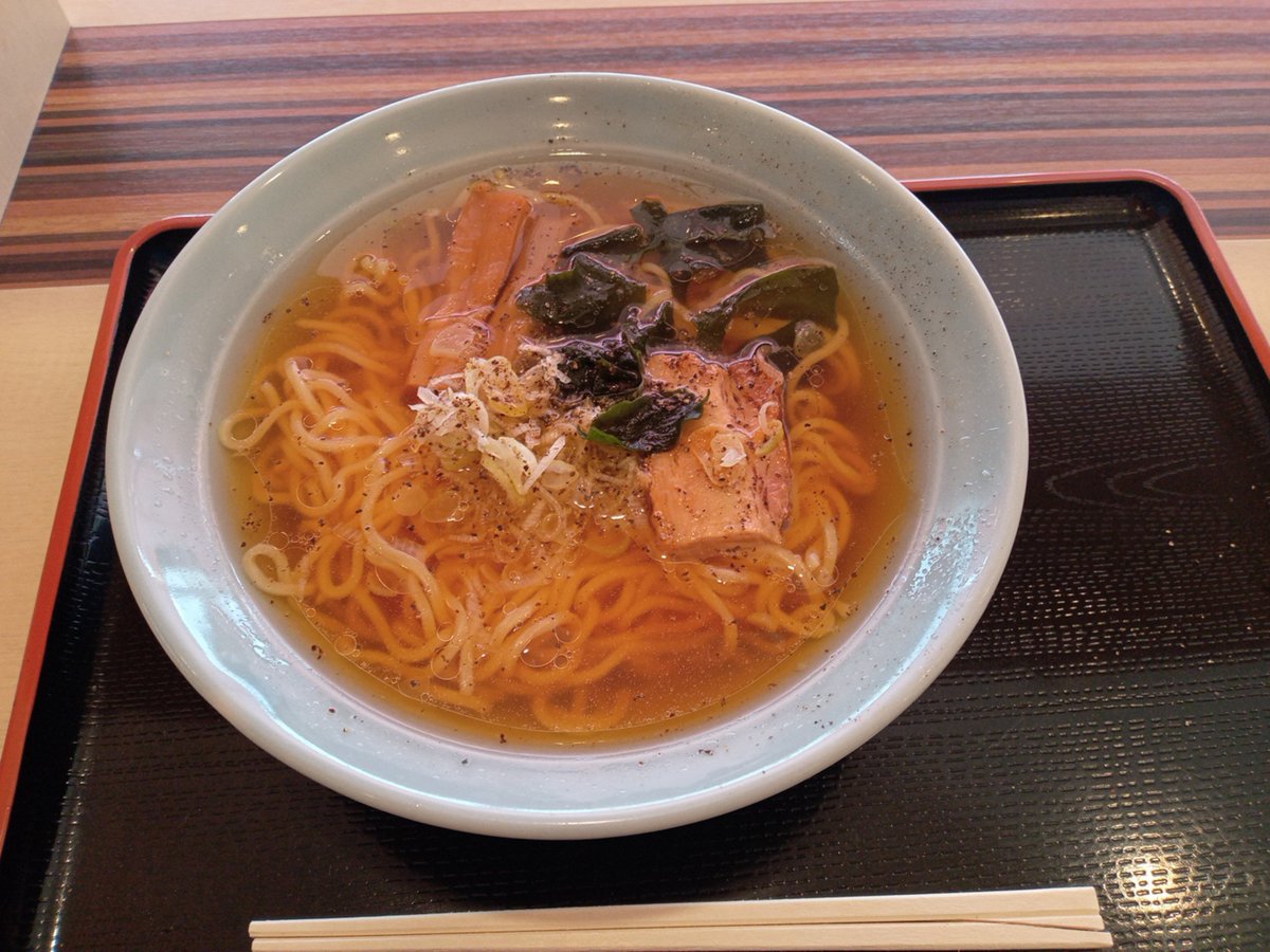dorooji's tweet photo. @Yokochin0h こちらも昼ラーメン🍜🤗 https://t.co/Nw4katPV6P